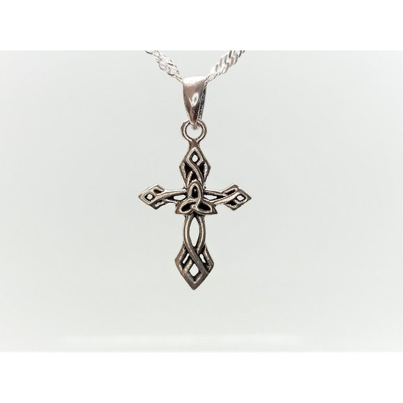 925 Sterling Silver Celtic Cross Pendant And Chain - Picture 1 of 7